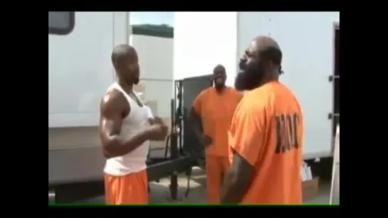 Kimbo Slice Gets A Lesson From Michael Jai White