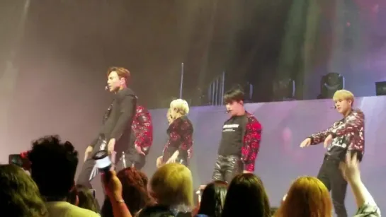 [VK][180720] MONSTA X - Shine Forever @ The 2nd World Tour: The Connect in Chicago