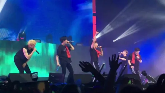 [VK][180620] MONSTA X - Fallin' @ The 2nd World Tour: The Connect in Amsterdam