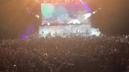 [VK][180623] MONSTA X - White Girl @ The 2nd World Tour: The Connect in Madrid