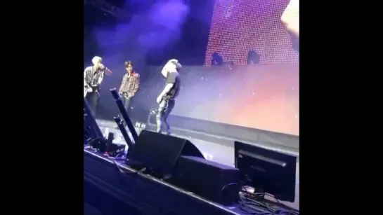 [VK][180617] MONSTA X - Wonho sexy dance @ The 2nd World Tour: The Connect in London