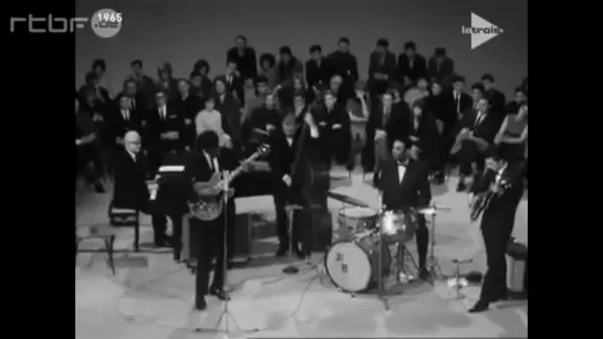 Chuck Berry The Thing I Used To Do (360p)