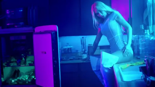 Iggy Azalea - Kream ft. Tyga (Official Music Video)