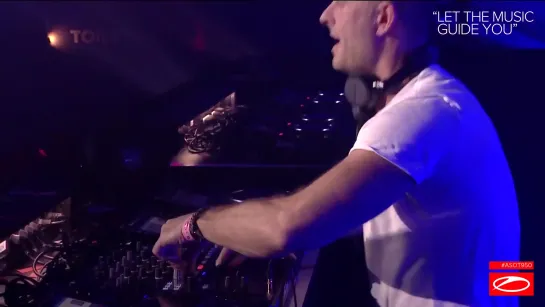 Richard Durand - Live @ A State Of Trance Festival 950, Utrecht (Who's Afraid of 138?! Stage)