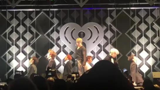 [VK][181205] MONSTA X fancam - Talk + Dramarama @ Jingle Ball Tour in Philadelphia