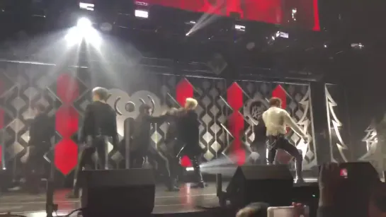 [VK][181203] MONSTA X fancam - SHOOT OUT @ Jingle Ball Tour in Minneapolis