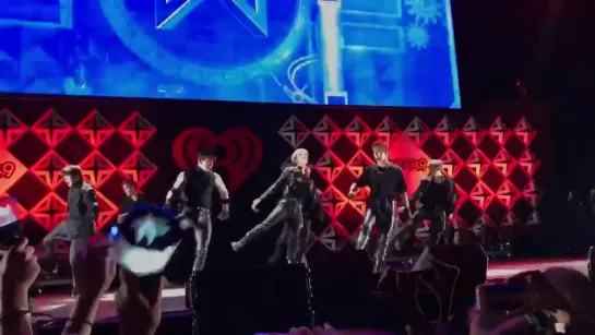 [VK][181201] MONSTA X fancam - SHOOT OUT @ Jingle Ball Tour in San Francisco