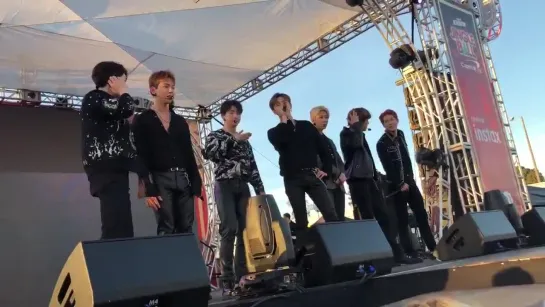 [VK][181130] MONSTA X fancam - Rush @ Jingle Ball Village in Los Angeles