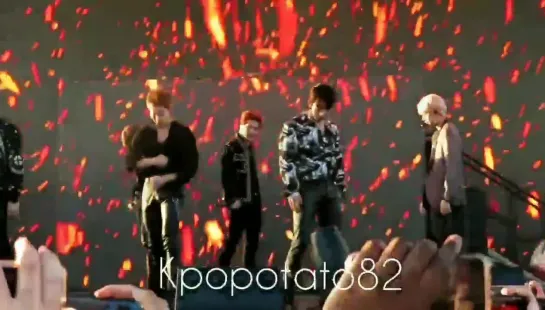 [VK][181130] MONSTA X fancam - SHOOT OUT @ Jingle Ball Village in Los Angeles