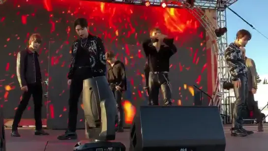 [VK][181130] MONSTA X - Intro + SHOOT OUT @ Jingle Ball Village in Los Angeles