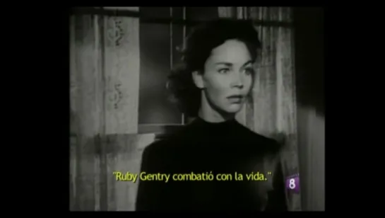 Hollywood Remembers. Jennifer Jones