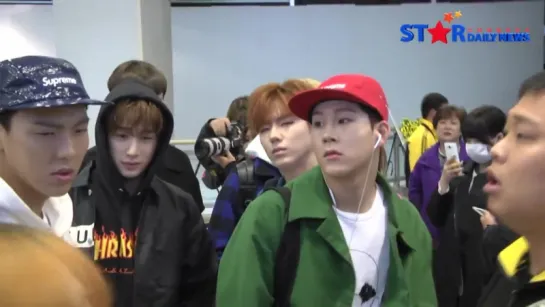 [RAW|VK][25.10.2015] Monsta X Airport @stardailynews