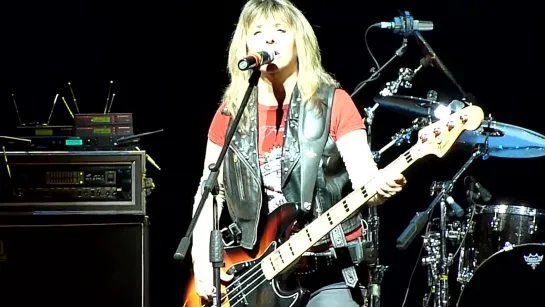 Suzi Quatro /Hurt With You/ Crocus City Hall, Moscow, 2012