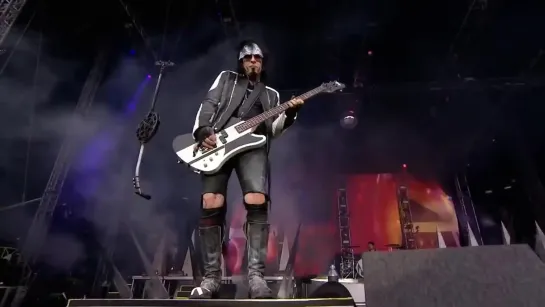 Motley Crue /Wild Side/ Live Download Festival 2015