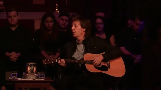 Sir Paul McCartney Sings Blackbird 2014 Live at Rollins College