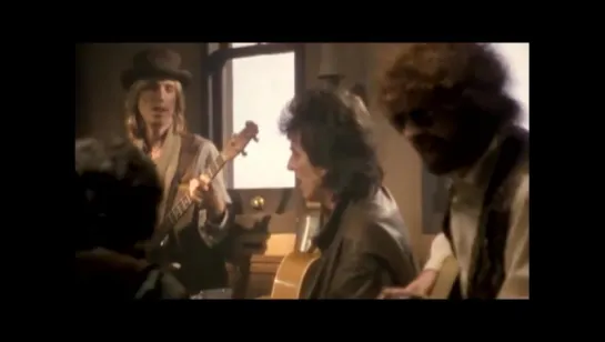 Traveling Wilburys - End Of The Line