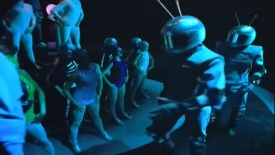 Daft Punk-  Around the World (1997) реж. Мишель Гондри / Michel Gondry