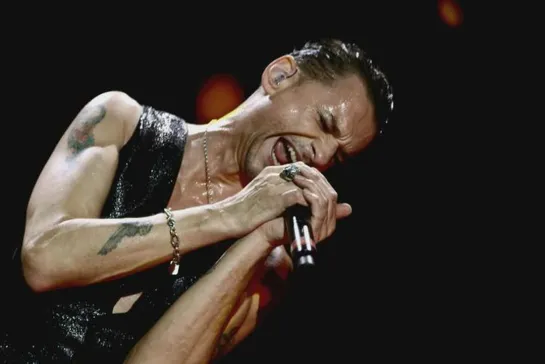 Depeche Mode - Should Be Higher (Live) (2013) реж. Антон Корбейн 720