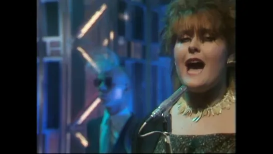 Yazoo - Nobody's Diary (UK TV, Top Of The Pops) (1983)