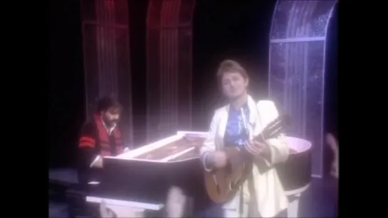 Jon & Vangelis - I'll Find My Way Home (Top Of The Pops ) (1981)