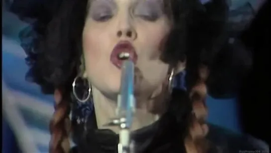 Lene Lovich - Lucky Number (Top Of The Pops) (1979)