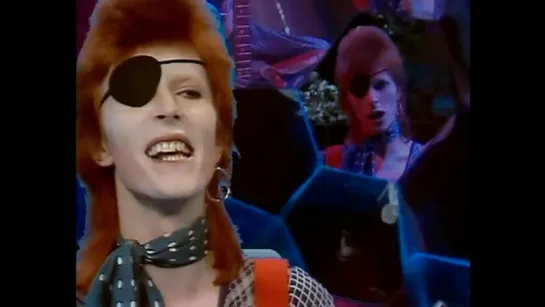 David Bowie - Rebel Rebel (Tops Of The Pops) (1973)