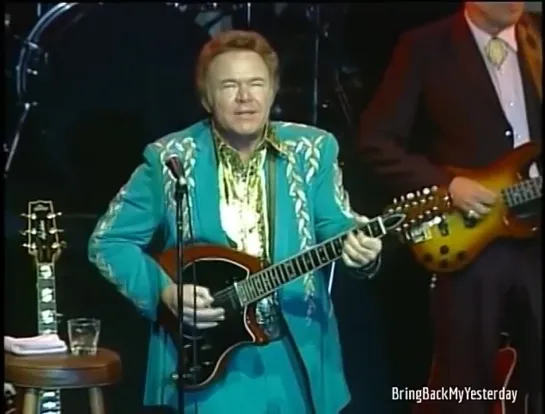 Roy Clark Ghost Riders in the Sky ~ smoking hot in Branson 1990s