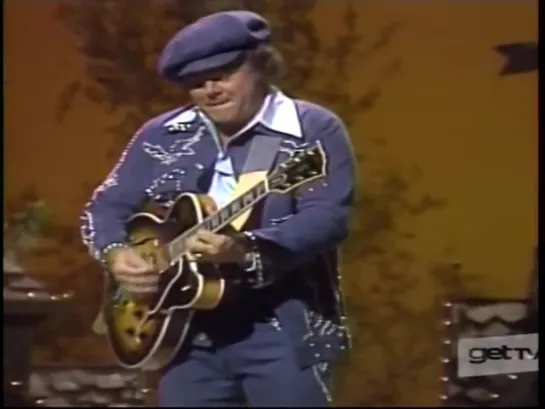 Roy Clark A quot;Good Ol` Boyquot; Plays A Mean Guitar ~ Live (1976)