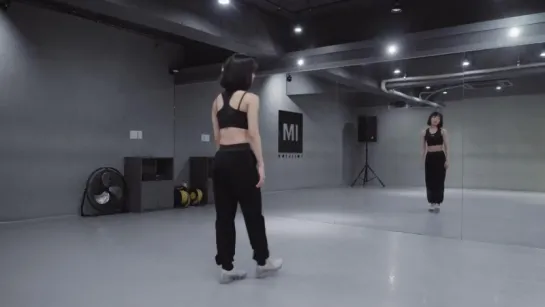 1Million dance studio Boom Clap - Charli XCX | Dance Tutorial