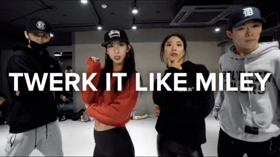 1Million dance studio Twerk It Like Miley - Brandon Beal (Dawin Remix) / Mina Myoung Choreography