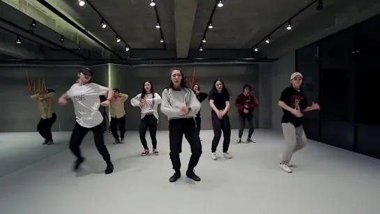 Alive dance studio Break From Toronto - PartyNextDoor / Jiyoung Youn Choreography