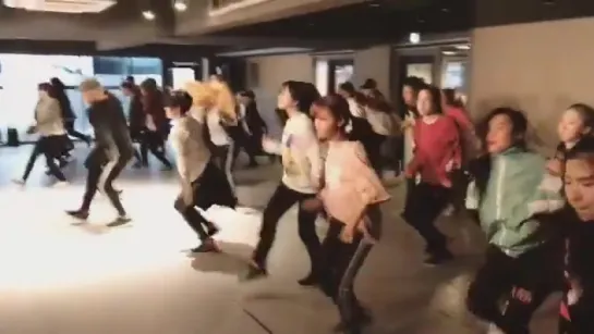 INSTAGRAM 1MILLION dance studio