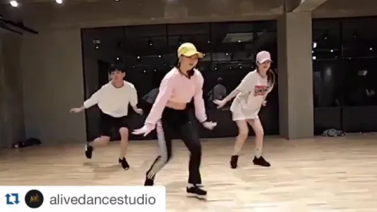 INSTAGRAM 1MILLION dance studio