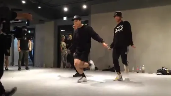 INSTAGRAM 1Million dance studio Junsun Yoo Chris Brown - Liquor (Dirty Ver.)