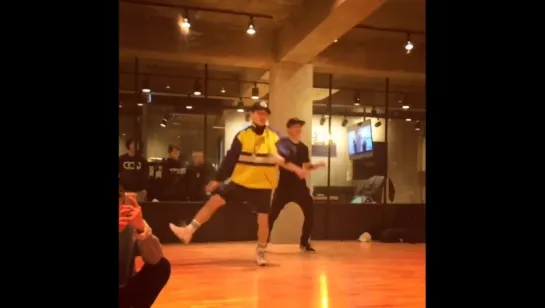 INSTAGRAM 1MILLION dance studio