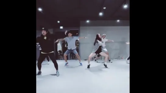 INSTAGRAM 1MILLION dance studio