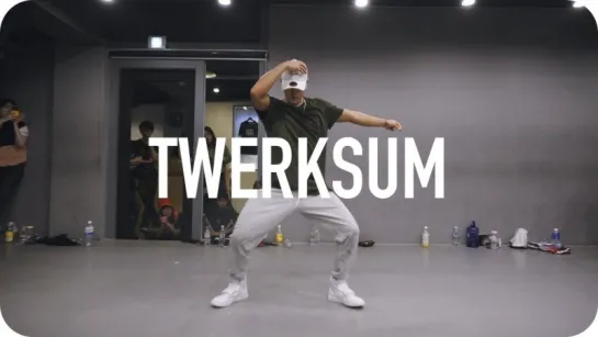 1Million dance studio Twerksum - Elliott Trent / Austin Pak Choreography