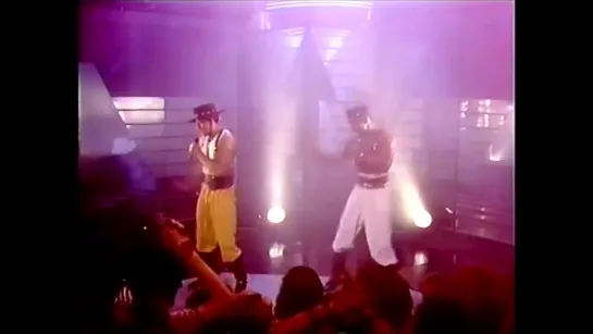 London Boys - Requiem ( live, Top Of The Pops BBC 11.05.1989 )