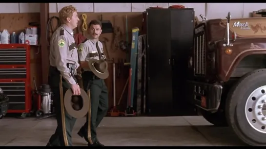 Суперполицейские 2001 Super Troopers.2001.BDRip-AVC