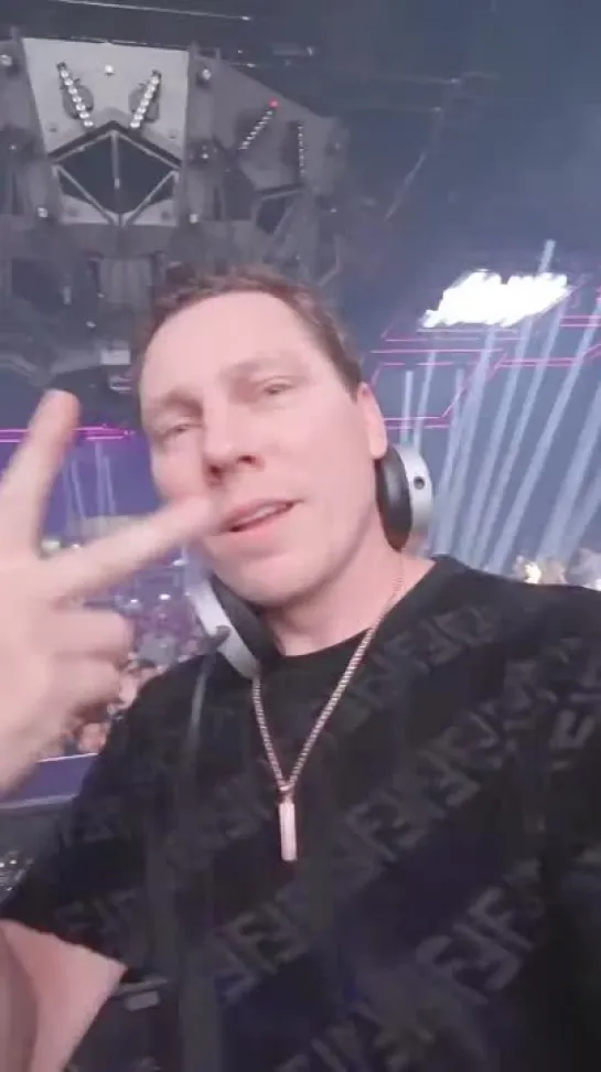 Tiësto (tiesto) 