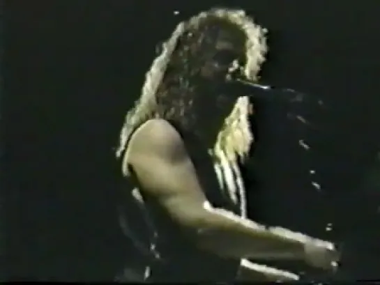 Bon Jovi - Bad Medicine & Shout (live Buffalo 1993)