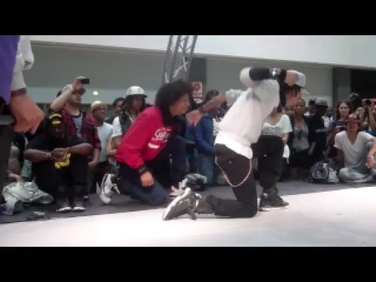 WOD LA 2012 All Styles battle Larry (Les Twins)