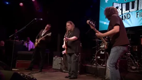 Warren Haynes ­with Joe Bonamassa - Guitar Centers King of the Blues 2011