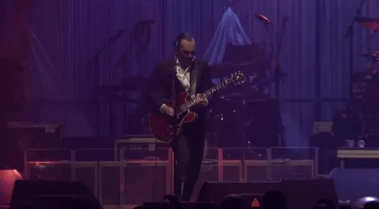 Joe Bonamassa at Christmas Jam 2018 Asheville, NC