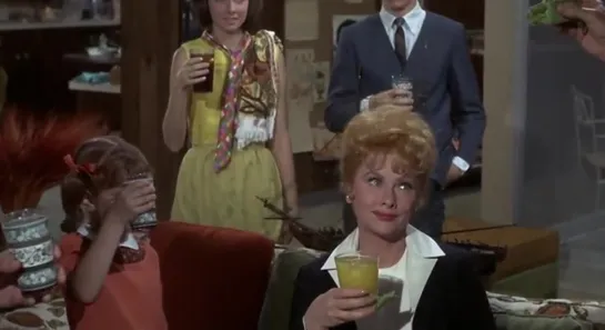 Yours Mine And Ours (1968)) Lucille Ball In English Eng