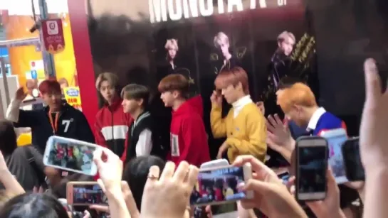 [VK][180913] MONSTA X fancam @ Tower Records Shibuya