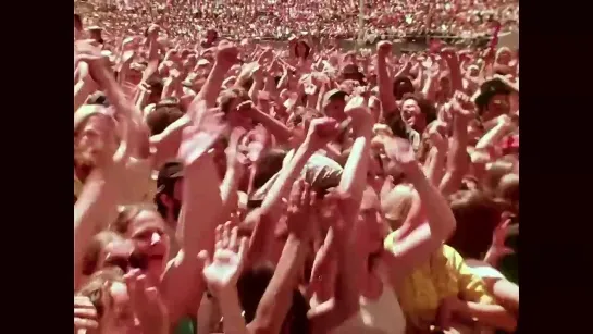 Lynyrd Skynyrd - Freebird - 7-2-1977 - Oakland Coliseum Stadium .