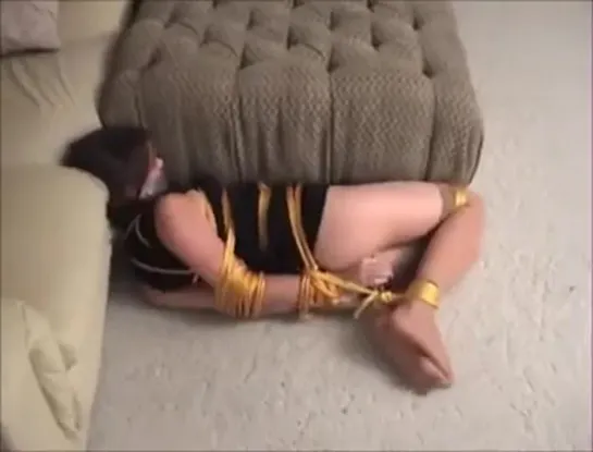 Michelle hogties Bondage