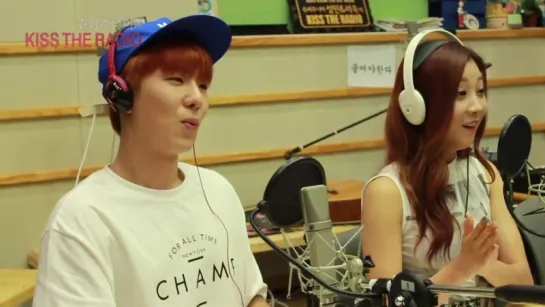 [RAW|VK][06.08.2015] SJ's Kiss the radio (Kihyun & Wonho)