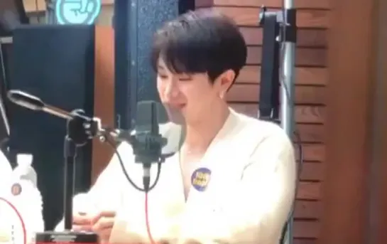 [Fancam][25.10.2018] MBC 'Radio Idol' (Wonho)